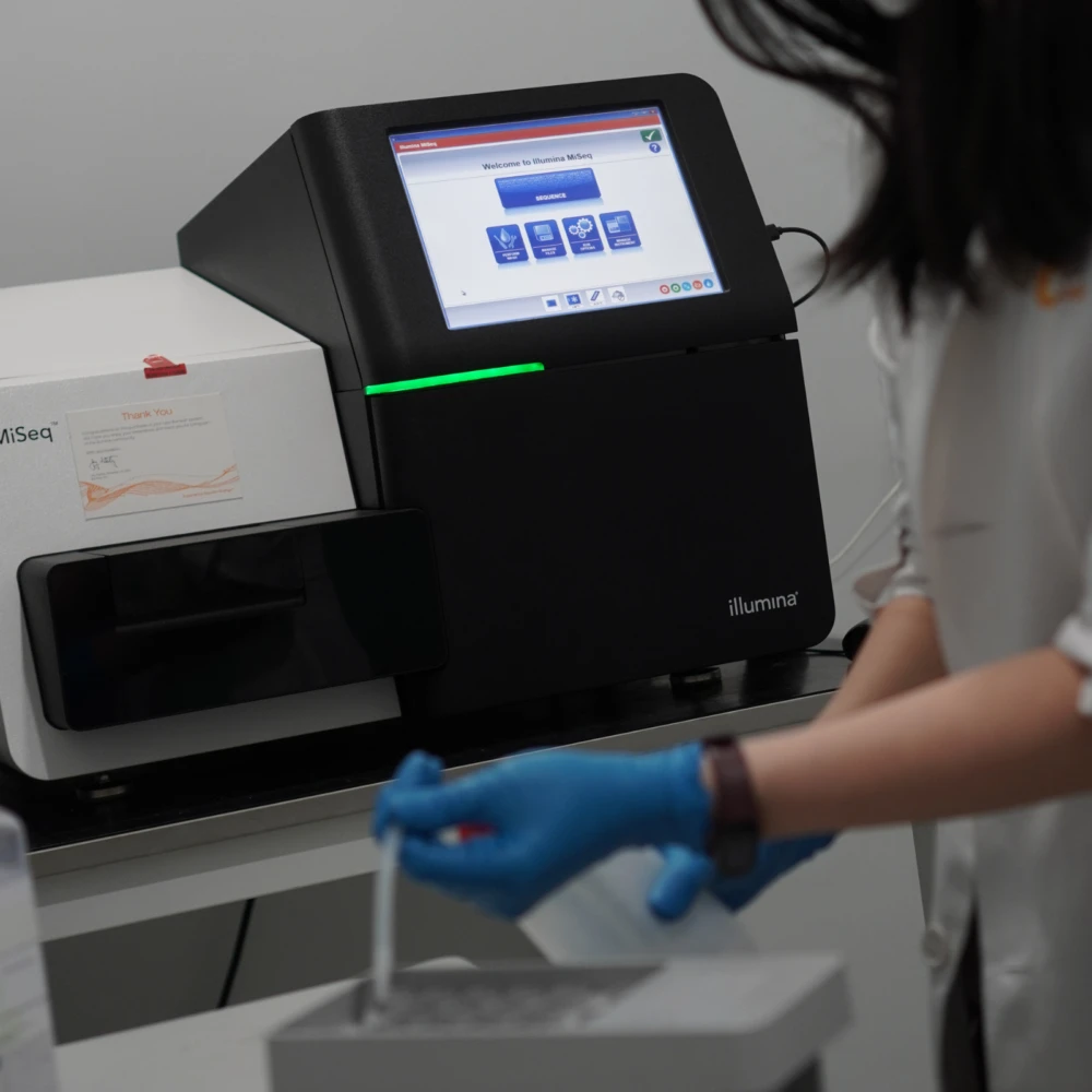 Sunfert genetic screening using Next-Generation Sequencing (NGS) and Karyomapping for PGT-A and PGT-M to detect chromosomal abnormalities and inherited genetic disorders in IVF embryos